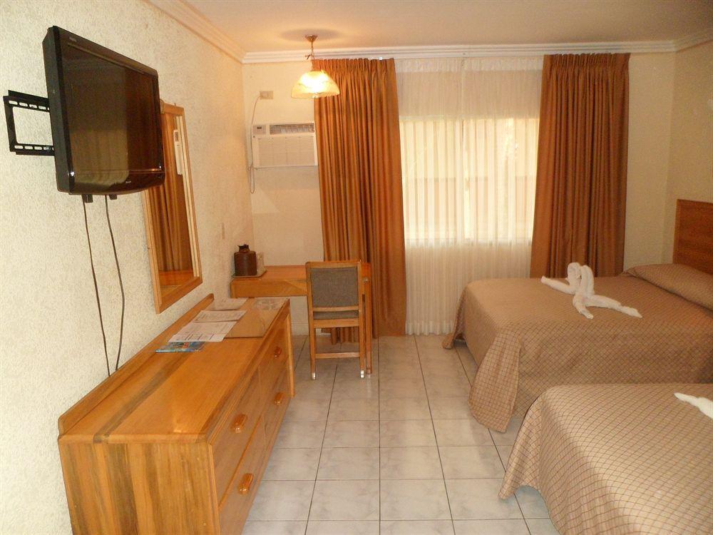 Hotel La Quinta Ла Сейба Екстериор снимка